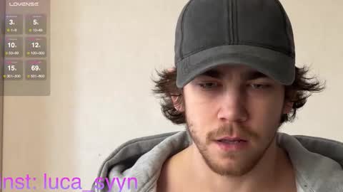 Snapshot of luca_syn chatting on 10-24-25, 09:49 Luca S online show from 10-24-25, 09:49