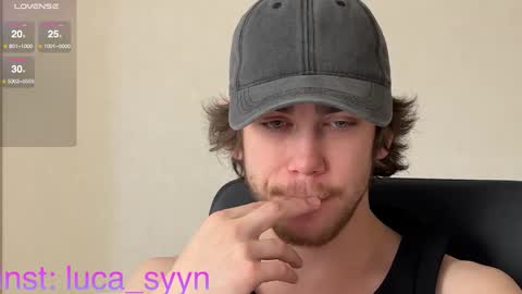 Snapshot of luca_syn chatting on 10-25-25, 11:40 Luca S online show from 10-25-25, 11:40