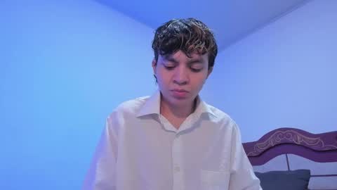 Snapshot of lucaas_king chatting on 12-09-24, 03:33 Lukas online show from 12-09-24, 03:33