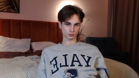 Snapshot of lucacharm chatting on 02-09-25, 12:06 lucacharm online show from 02-09-25, 12:06