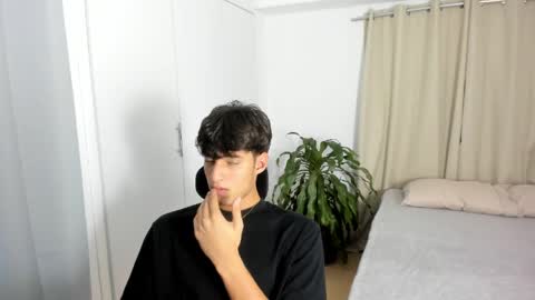 Snapshot of lucacosta19 chatting on 05-01-26, 08:02 lucacosta19 online show from 05-01-26, 08:02