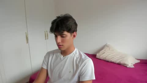 Snapshot of lucacosta19 chatting on 05-20-26, 07:09 lucacosta19 online show from 05-20-26, 07:09