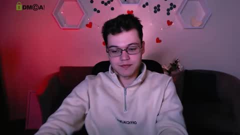 lucas_long_ online show from 10-07-25, 07:11