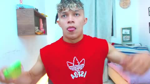 Snapshot of lucas_luxx1 chatting on 09-20-25, 01:12 Lucas Luxx online show from 09-20-25, 01:12