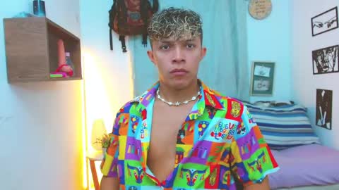 Snapshot of lucas_luxx1 chatting on 10-02-25, 03:52 Lucas Luxx online show from 10-02-25, 03:52