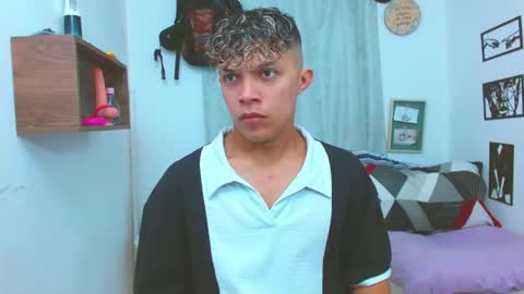 Snapshot of lucas_luxx1 chatting on 10-04-25, 01:31 Lucas Luxx online show from 10-04-25, 01:31