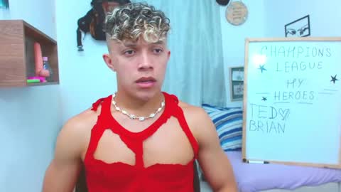 Snapshot of lucas_luxx1 chatting on 10-17-25, 01:20 Lucas Luxx online show from 10-17-25, 01:20