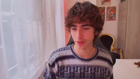 Snapshot of lucas_xo chatting on 10-13-25, 06:19 lucas_xo online show from 10-13-25, 06:19