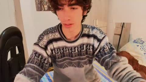 Snapshot of lucas_xo chatting on 10-18-25, 05:10 lucas_xo online show from 10-18-25, 05:10