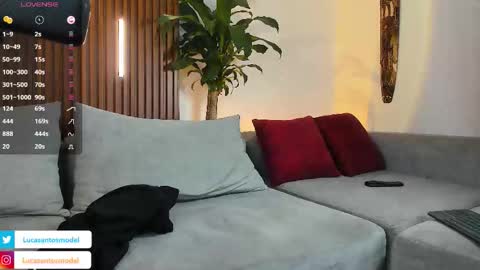 LUCA SANTOS online show from 03-08-26, 02:04