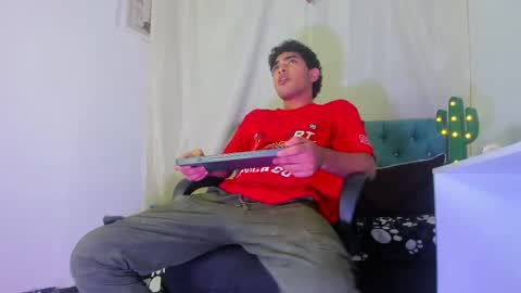 lucascarterr online show from 03-11-25, 03:26