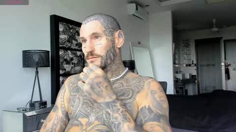 Snapshot of lucasexclusive chatting on 12-20-24, 04:42 lucasexclusive online show from 12-20-24, 04:42