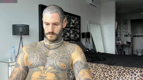 Snapshot of lucasexclusive chatting on 01-02-25, 05:14 lucasexclusive online show from 01-02-25, 05:14