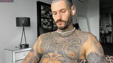 Snapshot of lucasexclusive chatting on 01-05-25, 03:53 lucasexclusive online show from 01-05-25, 03:53