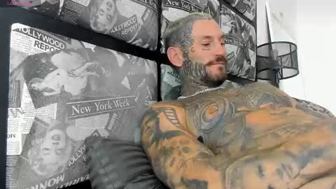 Snapshot of lucasexclusive chatting on 01-31-25, 04:36 lucasexclusive online show from 01-31-25, 04:36