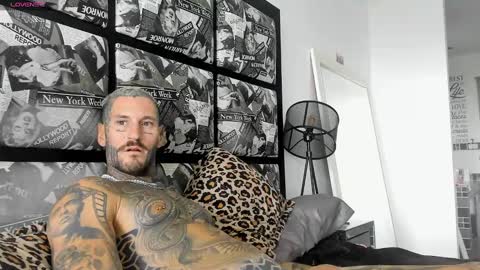 Snapshot of lucasexclusive chatting on 02-10-25, 03:57 lucasexclusive online show from 02-10-25, 03:57