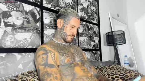 Snapshot of lucasexclusive chatting on 02-24-25, 06:05 lucasexclusive online show from 02-24-25, 06:05