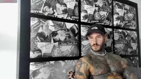 Snapshot of lucasexclusive chatting on 02-26-25, 08:37 lucasexclusive online show from 02-26-25, 08:37