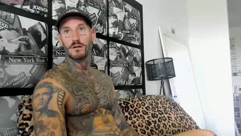 Snapshot of lucasexclusive chatting on 03-04-25, 04:27 lucasexclusive online show from 03-04-25, 04:27