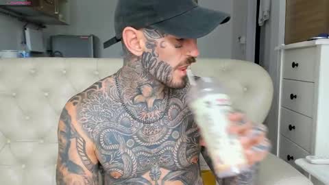 Snapshot of lucasexclusive chatting on 09-18-25, 06:15 lucasexclusive online show from 09-18-25, 06:15