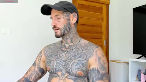 Snapshot of lucasexclusive chatting on 09-20-25, 07:20 lucasexclusive online show from 09-20-25, 07:20