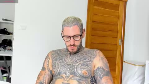 Snapshot of lucasexclusive chatting on 10-03-25, 06:21 lucasexclusive online show from 10-03-25, 06:21