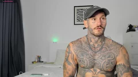 Snapshot of lucasexclusive chatting on 11-05-25, 07:30 lucasexclusive online show from 11-05-25, 07:30