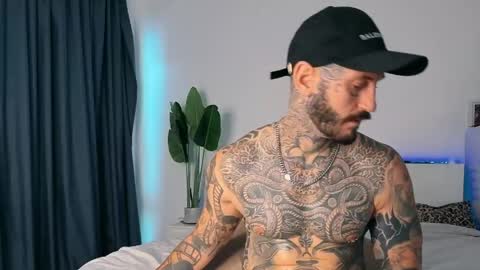 Snapshot of lucasexclusive chatting on 05-10-26, 03:44 lucasexclusive online show from 05-10-26, 03:44