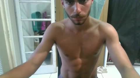 Snapshot of lucasmansoni chatting on 01-11-26, 10:04 lucasmansoni online show from 01-11-26, 10:04