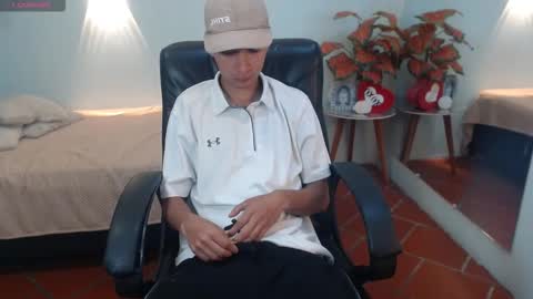 Snapshot of lucasssmith11 chatting on 12-04-25, 11:41 LucassSmith11 online show from 12-04-25, 11:41