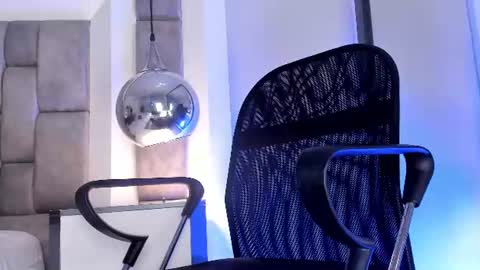 lucasthomson_ online show from 06-26-26, 10:58