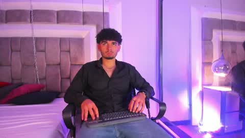 lucasthomson_ online show from 07-01-26, 04:25