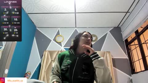 MIA HOT online show from 09-12-25, 12:05