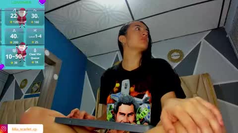 MIA HOT online show from 12-22-25, 12:13