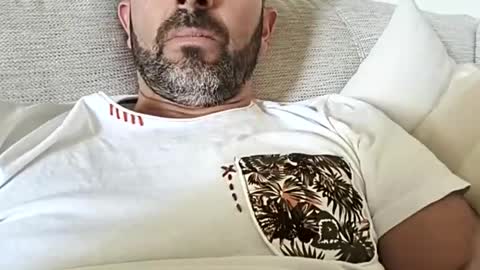 Snapshot of luccazzo79 chatting on 06-09-26, 12:06 luccazzo79 online show from 06-09-26, 12:06