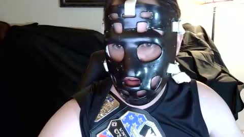 Snapshot of luchawhoreny chatting on 01-19-26, 10:19 The LuchaWhore online show from 01-19-26, 10:19