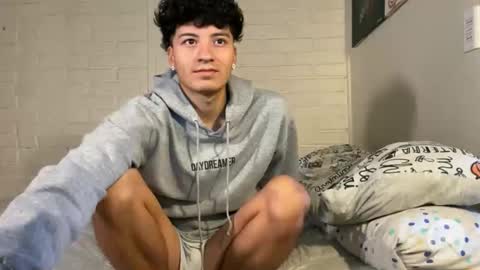 Felipe online show from 02-15-26, 05:53