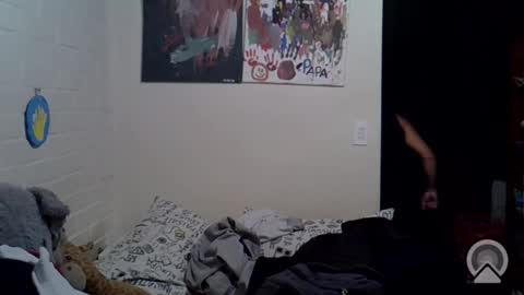 Felipe online show from 04-22-26, 02:58