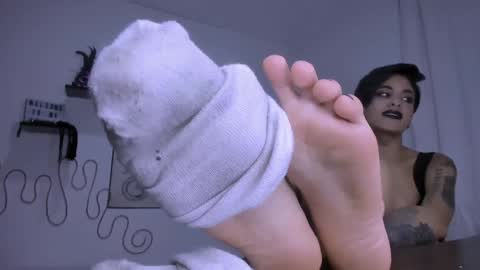 Veronica Rati    online show from 12-16-24, 08:37