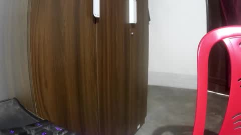 Snapshot of luci_ri chatting on 09-17-25, 08:05 luci_ri online show from 09-17-25, 08:05