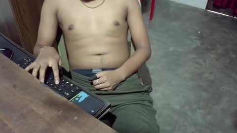 Snapshot of luci_ri chatting on 10-11-25, 03:50 luci_ri online show from 10-11-25, 03:50