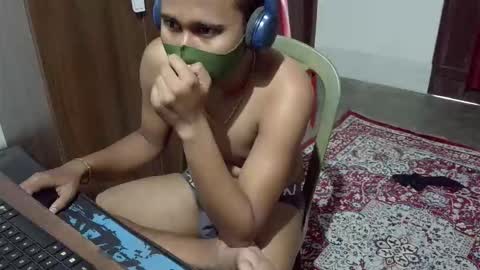 Snapshot of luci_ri chatting on 10-25-25, 02:30 luci_ri online show from 10-25-25, 02:30