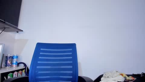 Lucia online show from 12-29-24, 01:34