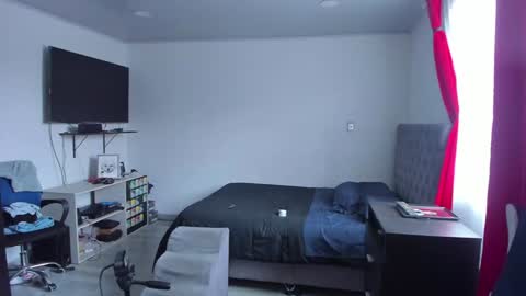 Lucia online show from 01-28-25, 04:30