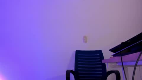 Lucia online show from 04-09-26, 12:43