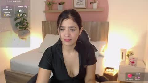 L U C I A online show from 07-21-26, 12:40