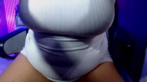 LUCIA online show from 09-10-25, 02:50