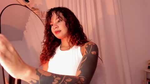 Lucia online show from 01-09-25, 02:01