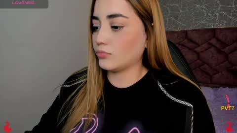 lucia star  online show from 01-13-25, 09:09