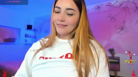 lucia star  online show from 02-19-25, 08:44